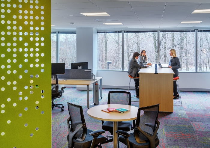 靈活開放的國際總部辦公室設(shè)計裝修圖-第3張圖片-上海古都建筑設(shè)計集團 靈活開放的國際總部辦公室設(shè)計裝修圖-第3張圖片-上海古都建筑設(shè)計集團