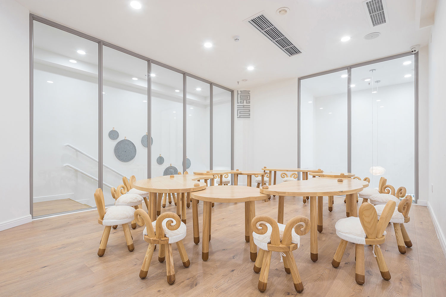 徐匯區辦公室裝修兒童閱讀館裝修設計-第3張圖片-上海古都建筑設計集團 徐匯區辦公室裝修兒童閱讀館裝修設計-第3張圖片-上海古都建筑設計集團