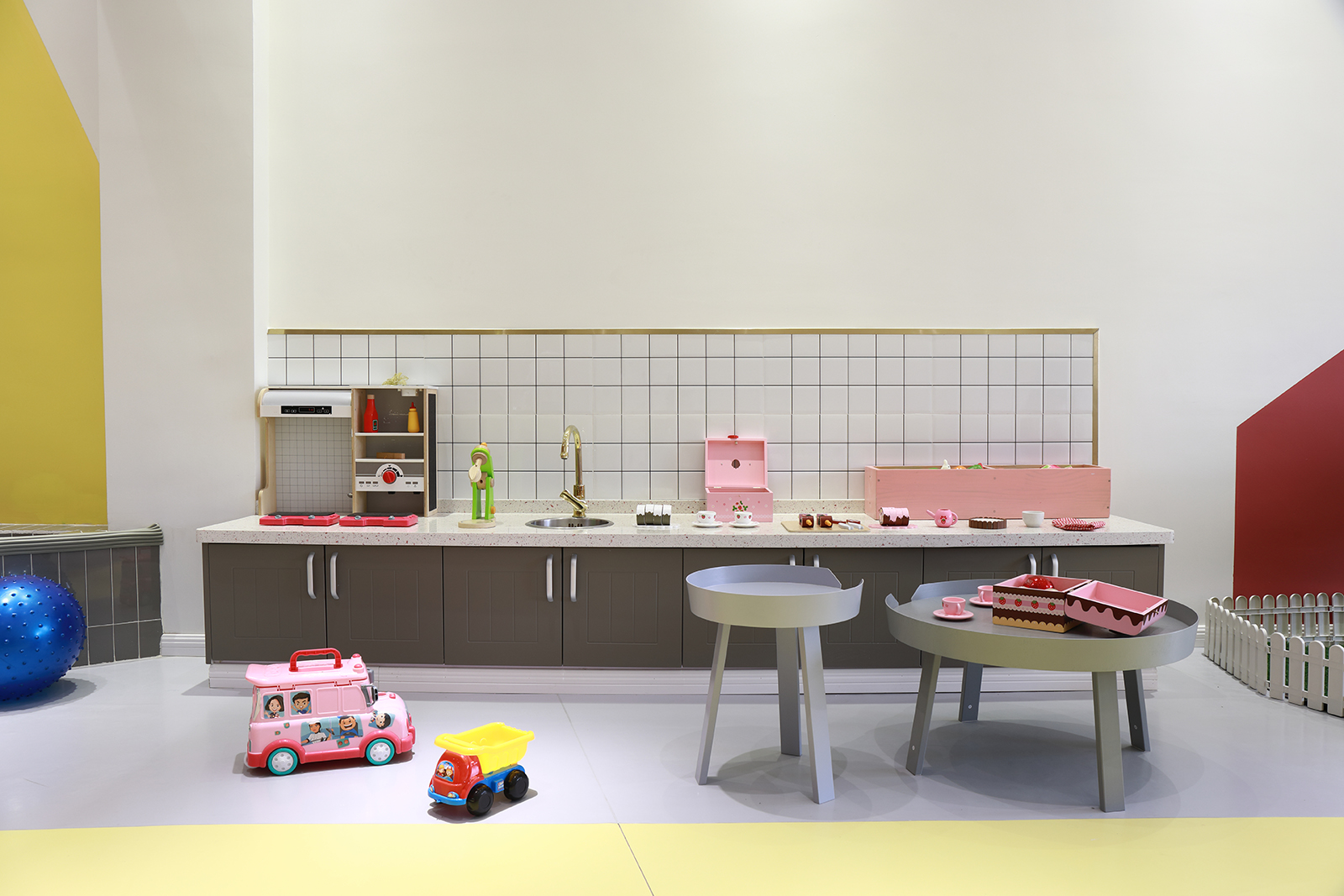 上海辦公室裝修兒童樂園裝修設計案例-第4張圖片-上海古都建筑設計集團 上海辦公室裝修兒童樂園裝修設計案例-第4張圖片-上海古都建筑設計集團