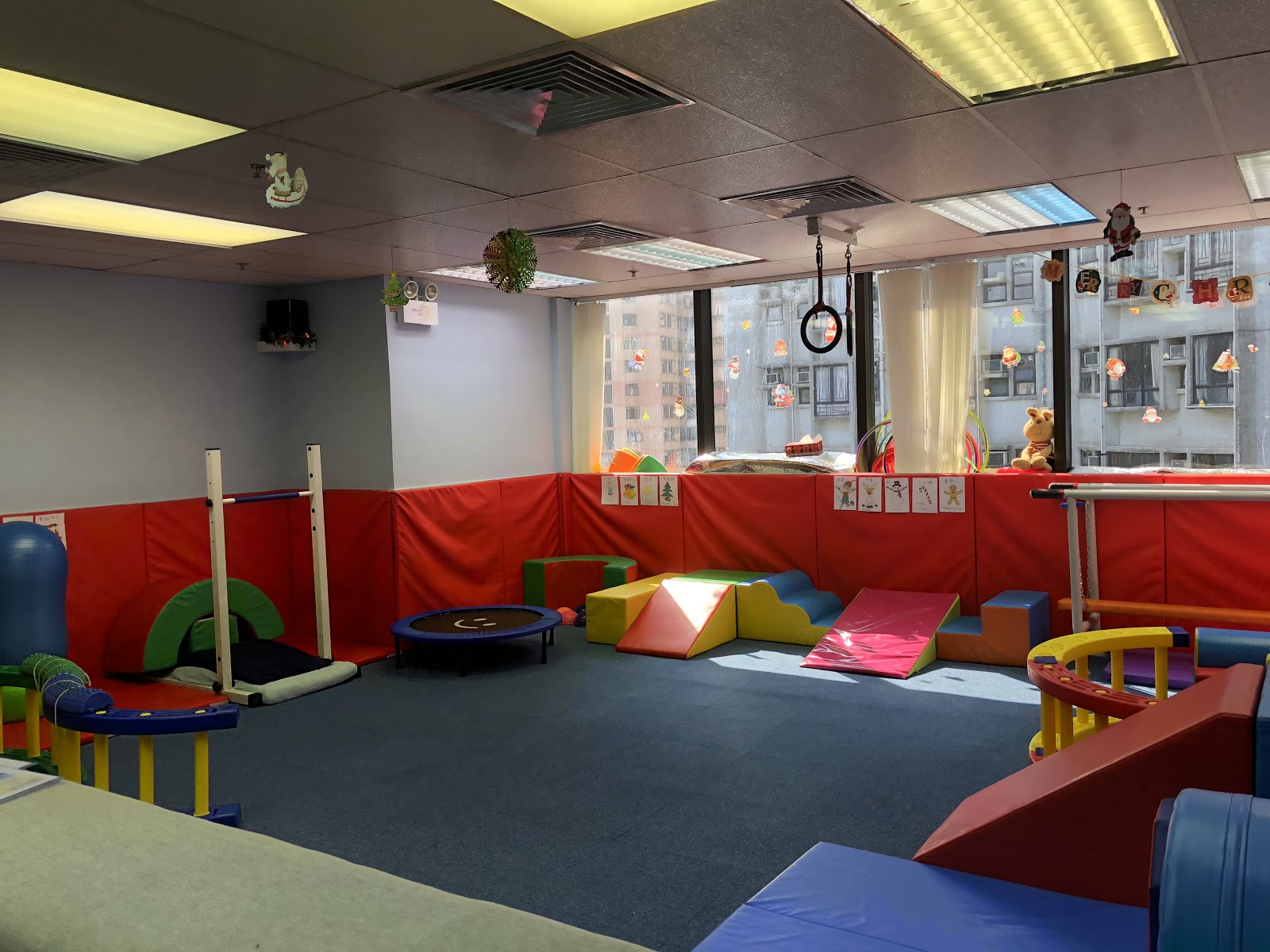 嘉定區辦公室裝修400平兒童訓練館裝修設計-第4張圖片-上海古都建筑設計集團 嘉定區辦公室裝修400平兒童訓練館裝修設計-第4張圖片-上海古都建筑設計集團