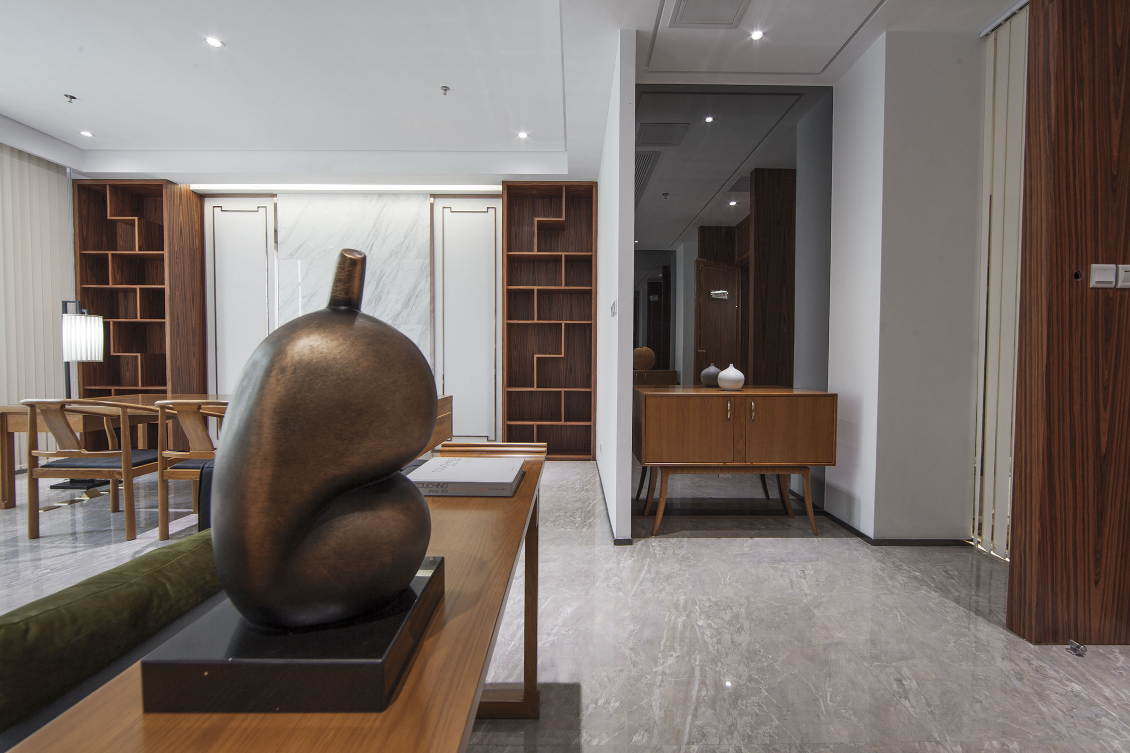 黃浦區(qū)玉器展廳辦公室裝修設計-第5張圖片-上海古都建筑設計集團 黃浦區(qū)玉器展廳辦公室裝修設計-第5張圖片-上海古都建筑設計集團