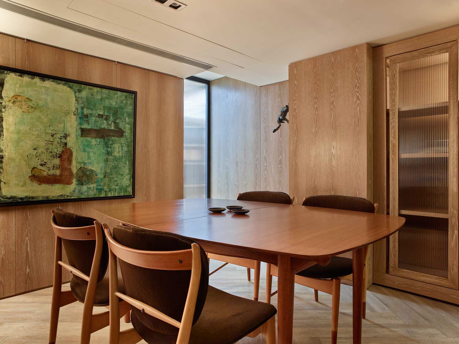 上海辦公室裝修木質桌椅設計-第5張圖片-上海古都建筑設計集團 上海辦公室裝修木質桌椅設計-第5張圖片-上海古都建筑設計集團