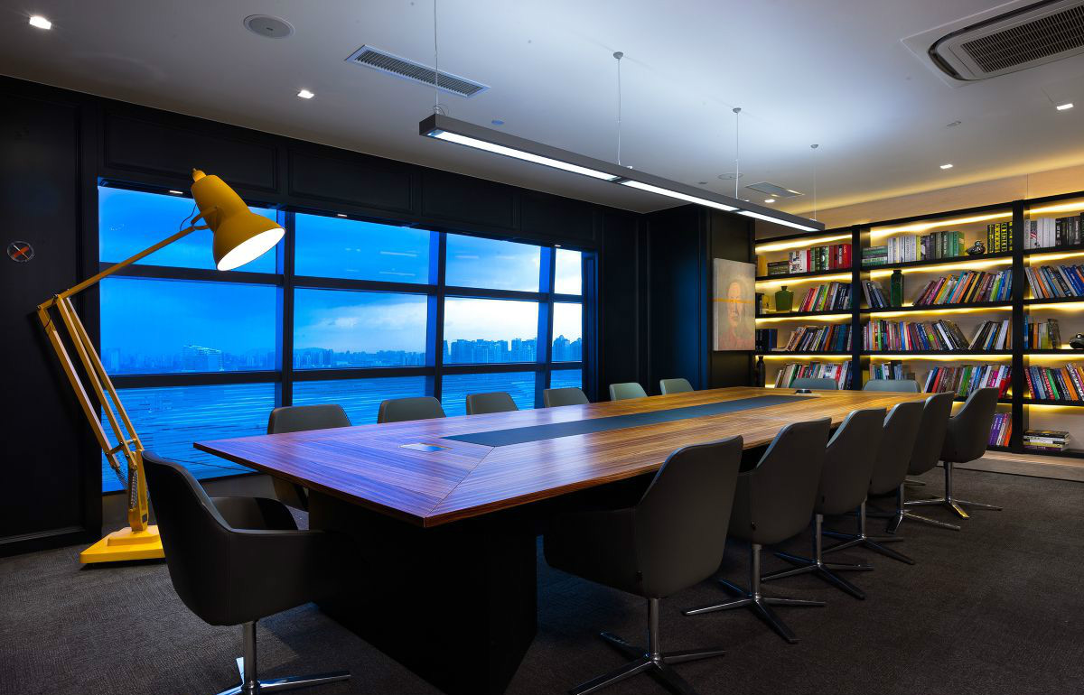 上海夜景辦公室裝修設(shè)計(jì)-第3張圖片-上海古都建筑設(shè)計(jì)集團(tuán) 上海夜景辦公室裝修設(shè)計(jì)-第3張圖片-上海古都建筑設(shè)計(jì)集團(tuán)