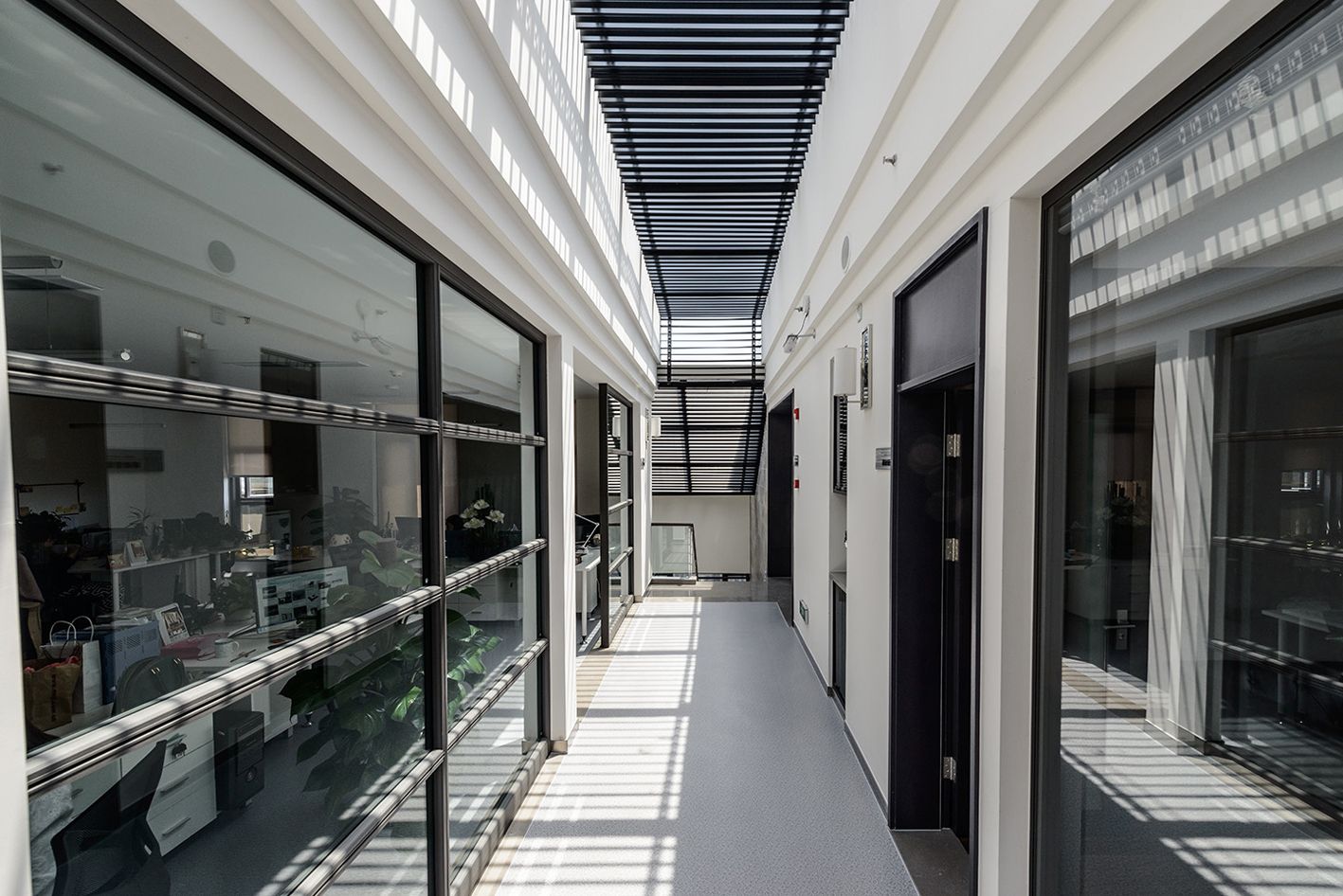 上海形態創意辦公室裝修設計-第4張圖片-上海古都建筑設計集團 上海形態創意辦公室裝修設計-第4張圖片-上海古都建筑設計集團