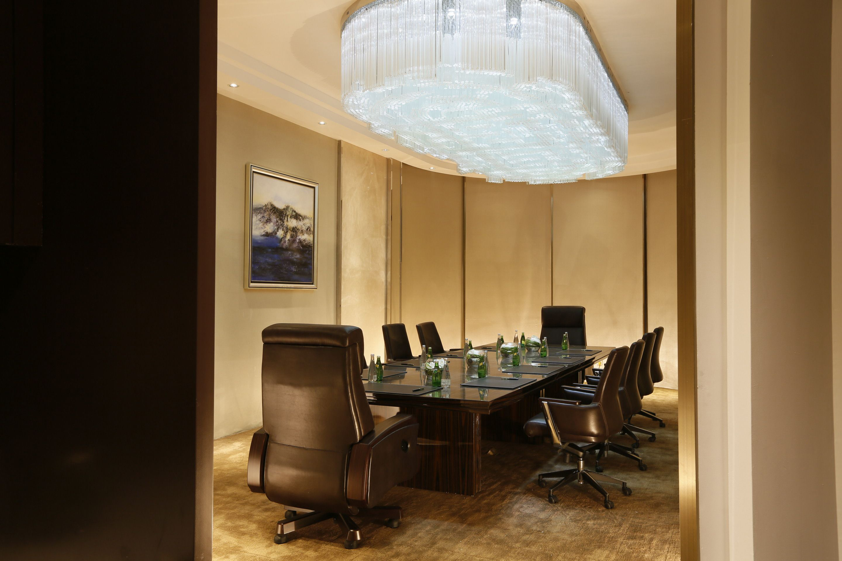 上海大氣奢華辦公室裝修設計-第1張圖片-上海古都建筑設計集團 上海大氣奢華辦公室裝修設計-第1張圖片-上海古都建筑設計集團