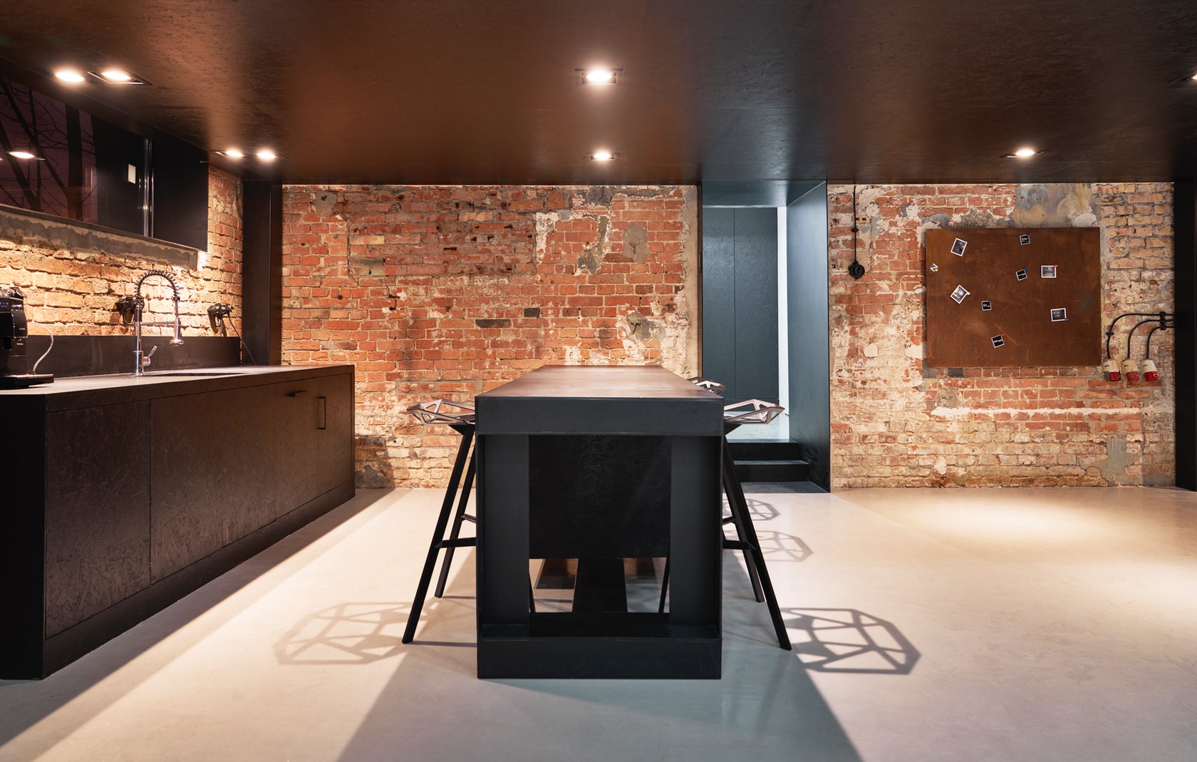 上海辦公室裝修懷舊風(fēng)格攝影棚裝修設(shè)計-第4張圖片-上海古都建筑設(shè)計集團(tuán) 上海辦公室裝修懷舊風(fēng)格攝影棚裝修設(shè)計-第4張圖片-上海古都建筑設(shè)計集團(tuán)