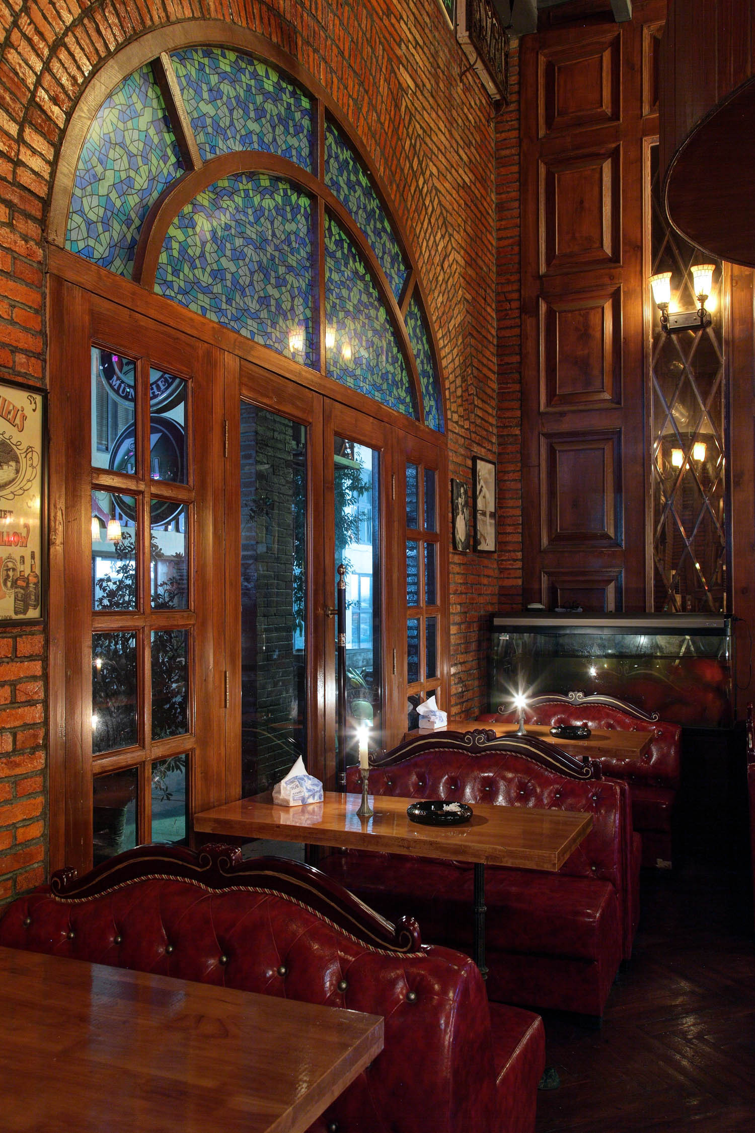 工業風酒吧裝修設計-第2張圖片-上海古都建筑設計集團 工業風酒吧裝修設計-第2張圖片-上海古都建筑設計集團