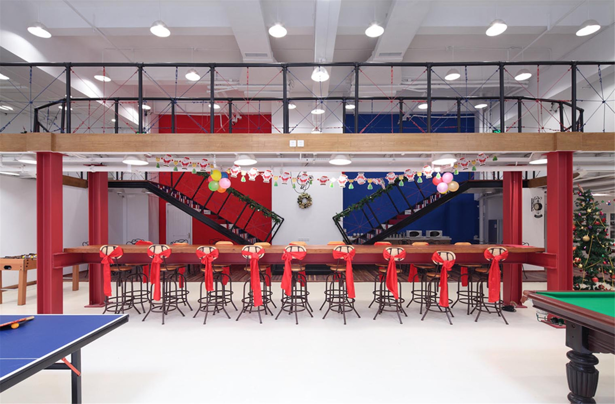 青浦區(qū)Loft創(chuàng)意辦公室裝修設計-第2張圖片-上海古都建筑設計集團 青浦區(qū)Loft創(chuàng)意辦公室裝修設計-第2張圖片-上海古都建筑設計集團