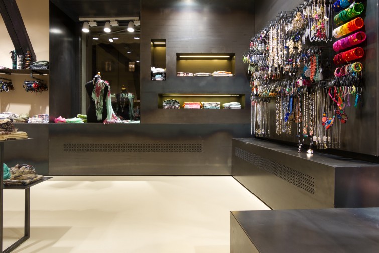 女裝精品店裝修設計-第4張圖片-上海古都建筑設計集團 女裝精品店裝修設計-第4張圖片-上海古都建筑設計集團