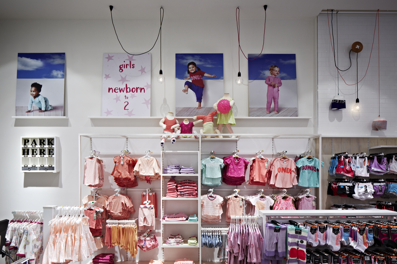 現(xiàn)代時(shí)尚童裝店裝修設(shè)計(jì)-第4張圖片-上海古都建筑設(shè)計(jì)集團(tuán) 現(xiàn)代時(shí)尚童裝店裝修設(shè)計(jì)-第4張圖片-上海古都建筑設(shè)計(jì)集團(tuán)