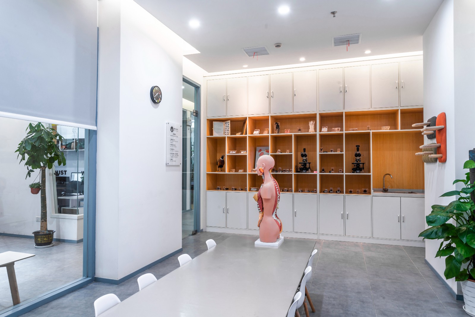 簡約英語教育機構裝修設計-第5張圖片-上海古都建筑設計集團 簡約英語教育機構裝修設計-第5張圖片-上海古都建筑設計集團