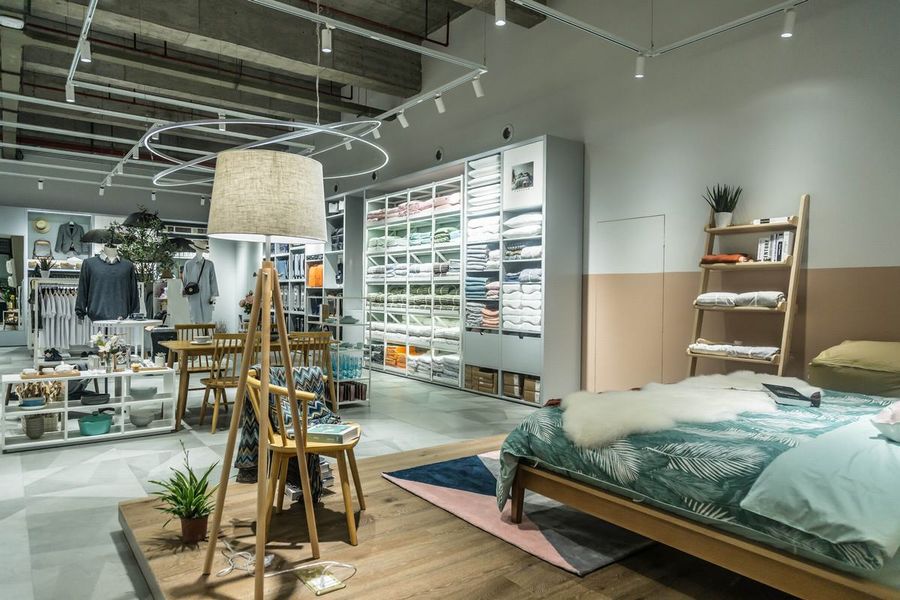 簡約家具一體店裝修設(shè)計(jì)-第4張圖片-上海古都建筑設(shè)計(jì)集團(tuán) 簡約家具一體店裝修設(shè)計(jì)-第4張圖片-上海古都建筑設(shè)計(jì)集團(tuán)