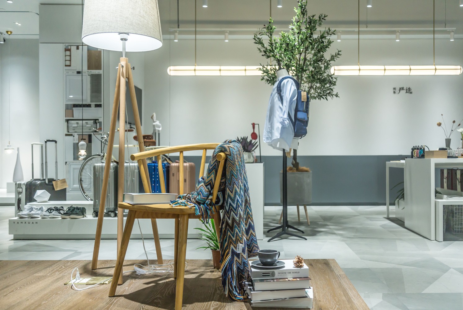 簡約家具一體店裝修設(shè)計(jì)-第5張圖片-上海古都建筑設(shè)計(jì)集團(tuán) 簡約家具一體店裝修設(shè)計(jì)-第5張圖片-上海古都建筑設(shè)計(jì)集團(tuán)