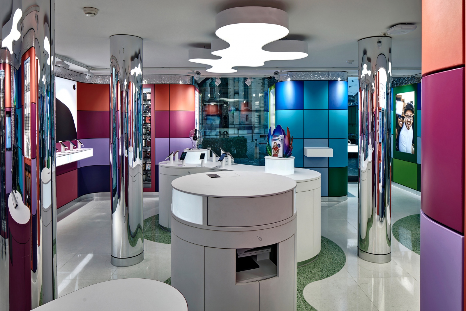 高檔創意手機店裝修設計-第5張圖片-上海古都建筑設計集團