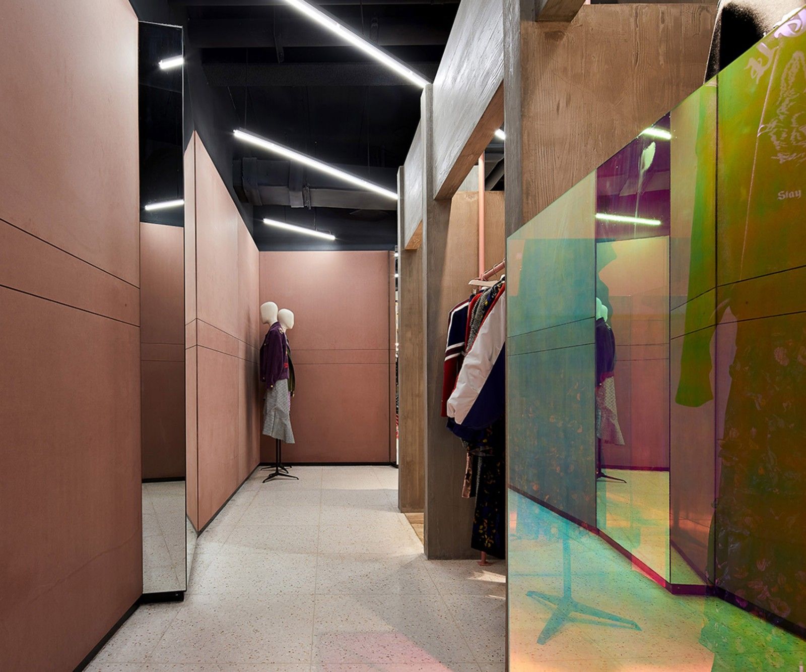 精品時尚女裝店裝修設(shè)計-第3張圖片-上海古都建筑設(shè)計集團 精品時尚女裝店裝修設(shè)計-第3張圖片-上海古都建筑設(shè)計集團