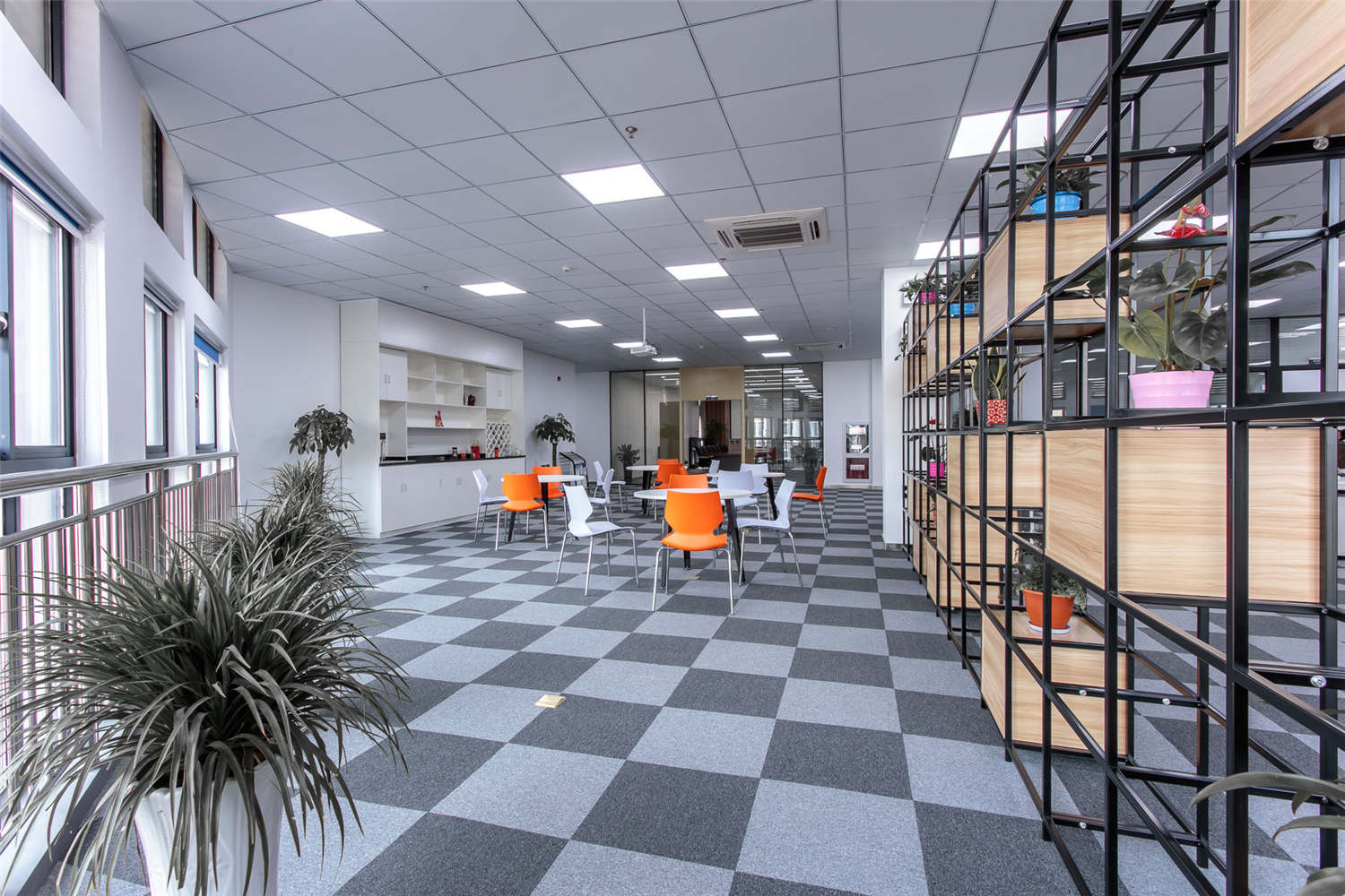 能源信息科技公司辦公室裝修設(shè)計(jì)-第5張圖片-上海古都建筑設(shè)計(jì)集團(tuán) 能源信息科技公司辦公室裝修設(shè)計(jì)-第5張圖片-上海古都建筑設(shè)計(jì)集團(tuán)