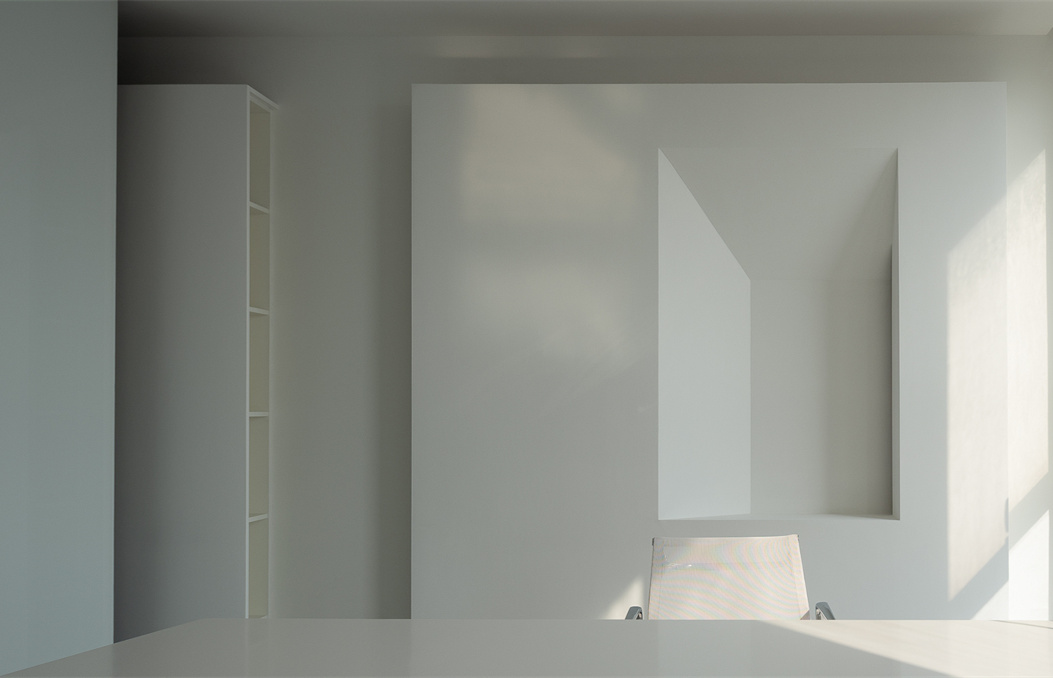 白色極簡風格辦公室裝修設計-第2張圖片-上海古都建筑設計集團 白色極簡風格辦公室裝修設計-第2張圖片-上海古都建筑設計集團