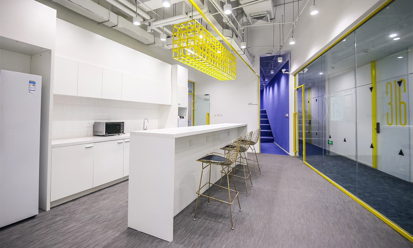 工業建筑風格辦公室裝修設計-第2張圖片-上海古都建筑設計集團 工業建筑風格辦公室裝修設計-第2張圖片-上海古都建筑設計集團