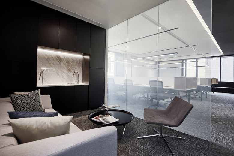 徐匯2000平金融公司辦公室設計效果-第4張圖片-上海古都建筑設計集團 徐匯2000平金融公司辦公室設計效果-第4張圖片-上海古都建筑設計集團