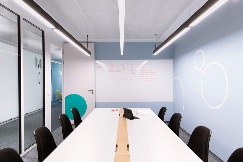 1000㎡生物公司辦公空間設(shè)計(jì)布局-第2張圖片-上海古都建筑設(shè)計(jì)集團(tuán) 1000㎡生物公司辦公空間設(shè)計(jì)布局-第2張圖片-上海古都建筑設(shè)計(jì)集團(tuán)